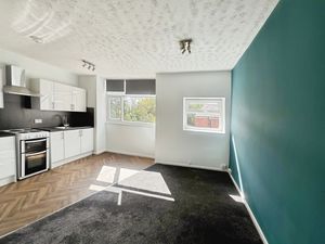 Open Plan Studio- click for photo gallery